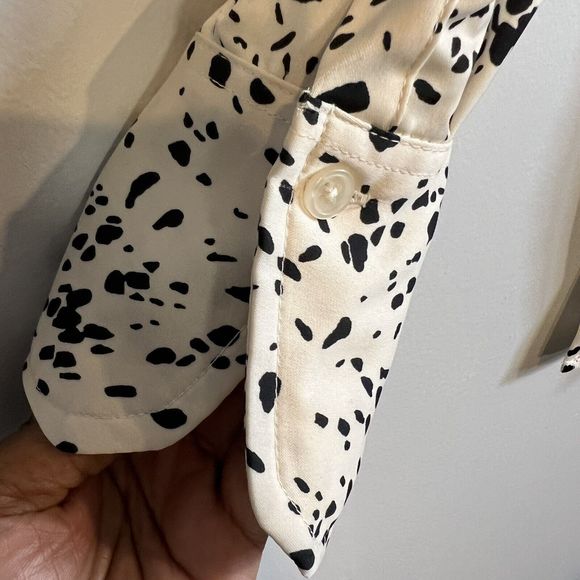 A New Day Women's Shirt Sleeve Satin Button-Down Leopard Spotted Size Small NEW - Picture 7 of 9